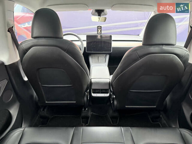 Червоний Тесла Model Y, об'ємом двигуна 0 л та пробігом 8 тис. км за 26200 $, фото 24 на Automoto.ua