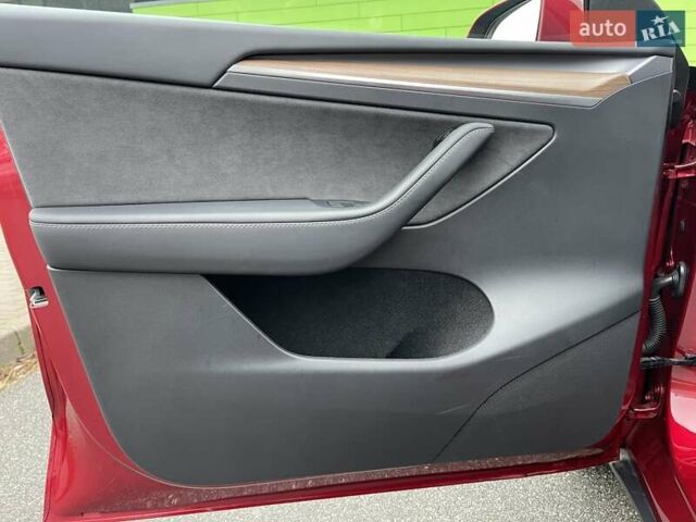 Красный Тесла Model Y, объемом двигателя 0 л и пробегом 20 тыс. км за 34500 $, фото 20 на Automoto.ua