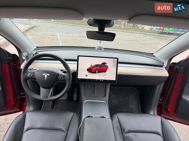 Красный Тесла Model Y, объемом двигателя 0 л и пробегом 26 тыс. км за 28900 $, фото 8 на Automoto.ua