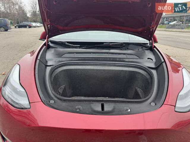 Красный Тесла Model Y, объемом двигателя 0 л и пробегом 26 тыс. км за 28900 $, фото 14 на Automoto.ua