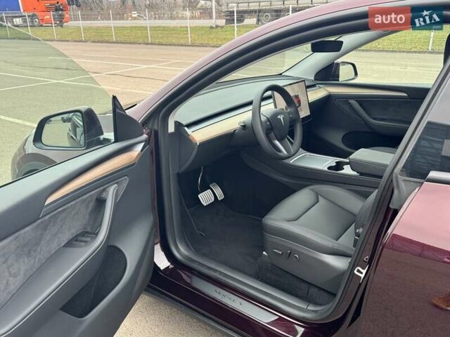 Красный Тесла Model Y, объемом двигателя 0 л и пробегом 3 тыс. км за 38700 $, фото 26 на Automoto.ua