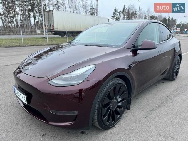 Красный Тесла Model Y, объемом двигателя 0 л и пробегом 3 тыс. км за 38700 $, фото 1 на Automoto.ua