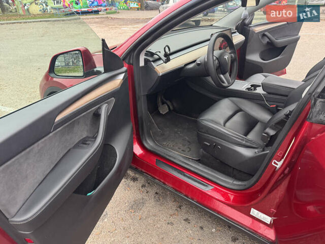Красный Тесла Model Y, объемом двигателя 0 л и пробегом 26 тыс. км за 28900 $, фото 9 на Automoto.ua