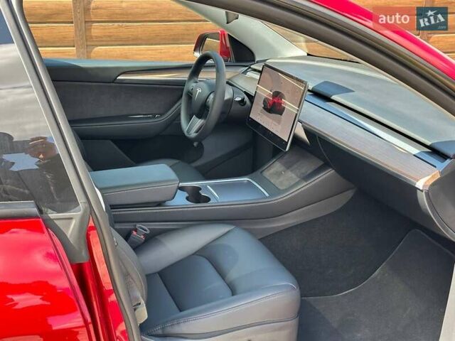 Червоний Тесла Model Y, об'ємом двигуна 0 л та пробігом 12 тис. км за 29900 $, фото 6 на Automoto.ua