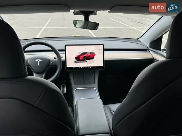 Красный Тесла Model Y, объемом двигателя 0 л и пробегом 3 тыс. км за 38700 $, фото 28 на Automoto.ua