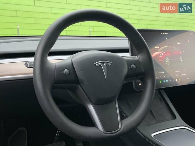 Красный Тесла Model Y, объемом двигателя 0 л и пробегом 20 тыс. км за 34500 $, фото 16 на Automoto.ua