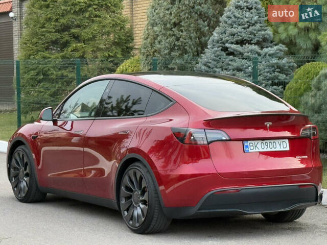 Красный Тесла Model Y, объемом двигателя 0 л и пробегом 4 тыс. км за 34999 $, фото 2 на Automoto.ua
