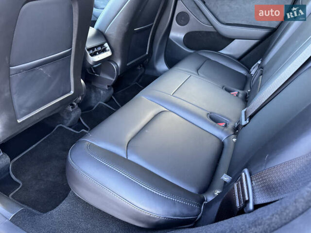 Красный Тесла Model Y, объемом двигателя 0 л и пробегом 8 тыс. км за 29999 $, фото 54 на Automoto.ua