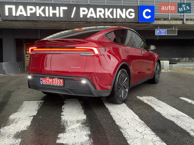 Красный Тесла Model Y, объемом двигателя 0 л и пробегом 2 тыс. км за 49990 $, фото 5 на Automoto.ua