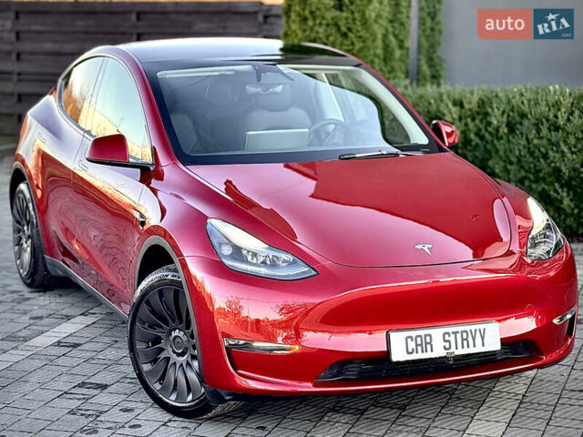 Красный Тесла Model Y, объемом двигателя 0 л и пробегом 8 тыс. км за 29999 $, фото 1 на Automoto.ua