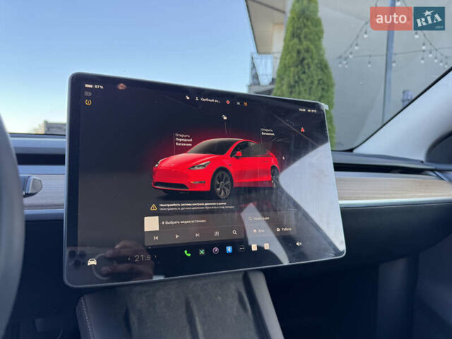 Красный Тесла Model Y, объемом двигателя 0 л и пробегом 8 тыс. км за 29999 $, фото 63 на Automoto.ua