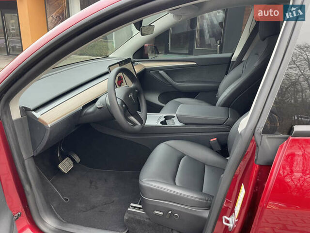 Червоний Тесла Model Y, об'ємом двигуна 0 л та пробігом 3 тис. км за 32500 $, фото 28 на Automoto.ua
