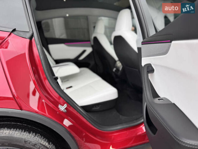 Красный Тесла Model Y, объемом двигателя 0 л и пробегом 2 тыс. км за 49990 $, фото 17 на Automoto.ua