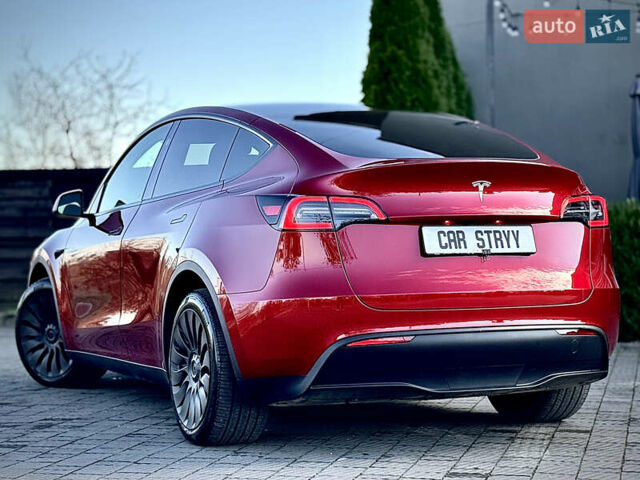 Красный Тесла Model Y, объемом двигателя 0 л и пробегом 8 тыс. км за 29999 $, фото 4 на Automoto.ua