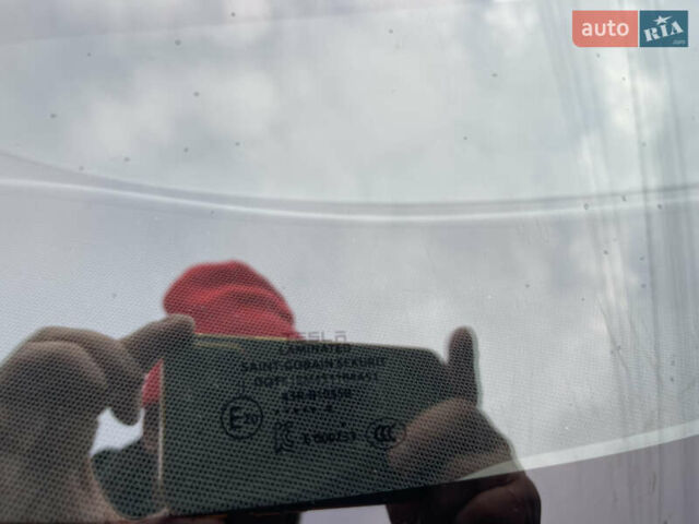 Червоний Тесла Model Y, об'ємом двигуна 0 л та пробігом 3 тис. км за 32500 $, фото 4 на Automoto.ua