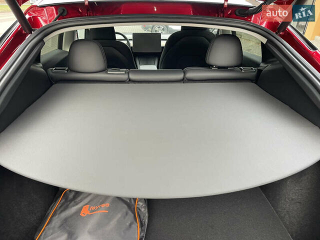 Червоний Тесла Model Y, об'ємом двигуна 0 л та пробігом 3 тис. км за 32500 $, фото 14 на Automoto.ua