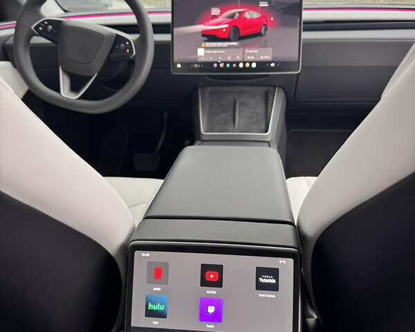 Красный Тесла Model Y, объемом двигателя 0 л и пробегом 2 тыс. км за 49990 $, фото 19 на Automoto.ua