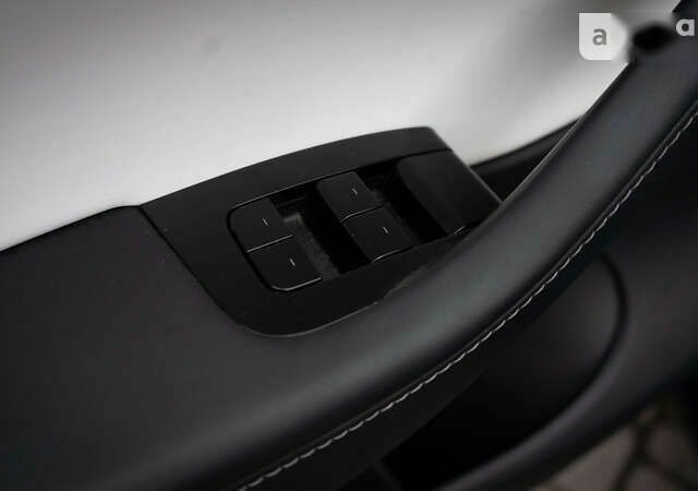 Тесла Model Y, объемом двигателя 0 л и пробегом 41 тыс. км за 42000 $, фото 22 на Automoto.ua