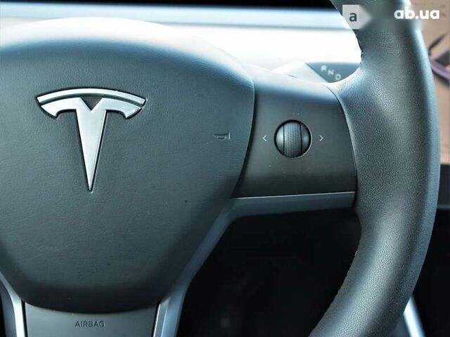 Тесла Model Y 2020 в Киеве на Automoto.ua Тесла Model Y, объемом двигателя 0 л и пробегом 73 тыс. км за 39999 $, фото 23 на Automoto.ua