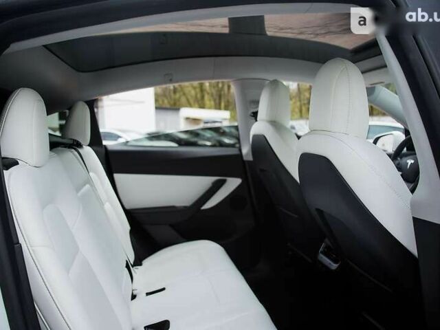 Тесла Model Y 2020 в Киеве на Automoto.ua Тесла Model Y, объемом двигателя 0 л и пробегом 49 тыс. км за 45900 $, фото 12 на Automoto.ua