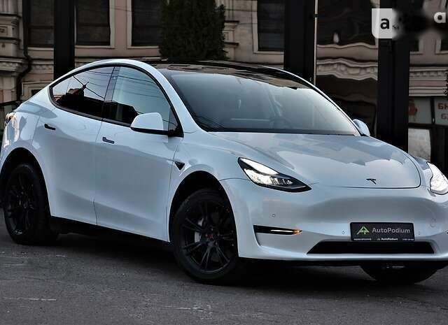 Тесла Model Y 2020 в Киеве на Automoto.ua Тесла Model Y, объемом двигателя 0 л и пробегом 73 тыс. км за 39999 $, фото 2 на Automoto.ua