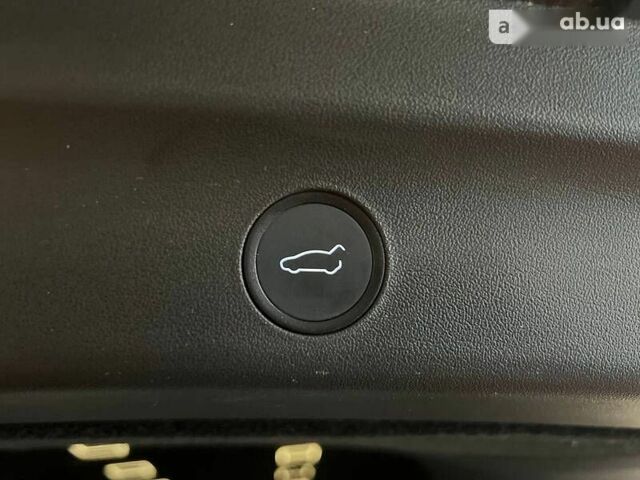 Тесла Model Y, объемом двигателя 0 л и пробегом 4 тыс. км за 64900 $, фото 18 на Automoto.ua