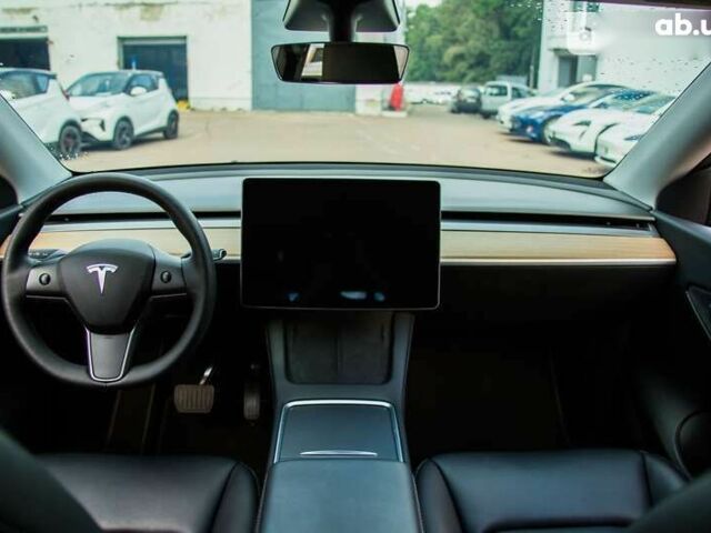Тесла Model Y, объемом двигателя 0 л и пробегом 32 тыс. км за 44999 $, фото 14 на Automoto.ua