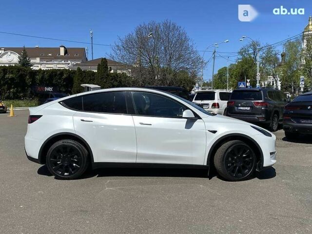 Тесла Model Y 2022 у Києві на Automoto.ua Тесла Model Y, об'ємом двигуна 0 л та пробігом 1 тис. км за 65500 $, фото 1 на Automoto.ua