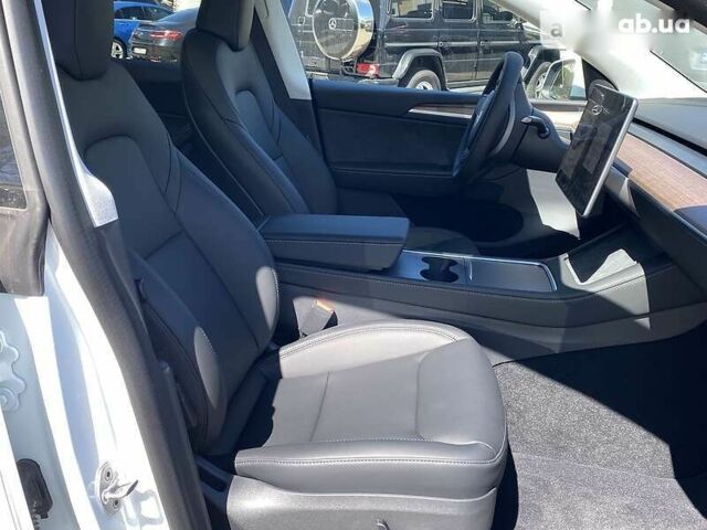 Тесла Model Y 2022 у Києві на Automoto.ua Тесла Model Y, об'ємом двигуна 0 л та пробігом 1 тис. км за 65500 $, фото 14 на Automoto.ua