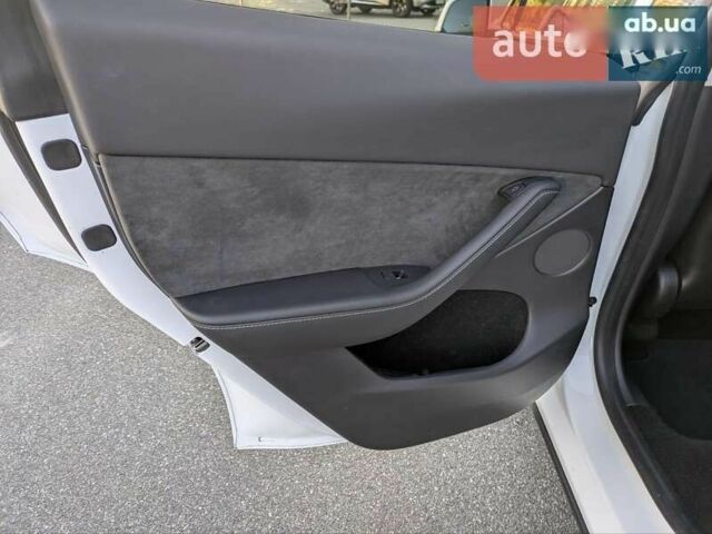 Тесла Model Y, объемом двигателя 0 л и пробегом 29 тыс. км за 37900 $, фото 19 на Automoto.ua