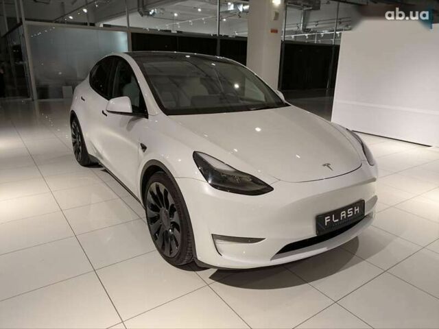Тесла Model Y, об'ємом двигуна 4.25 л та пробігом 16 тис. км за 32800 $, фото 10 на Automoto.ua
