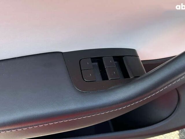 Тесла Model Y, объемом двигателя 0 л и пробегом 70 тыс. км за 26500 $, фото 10 на Automoto.ua