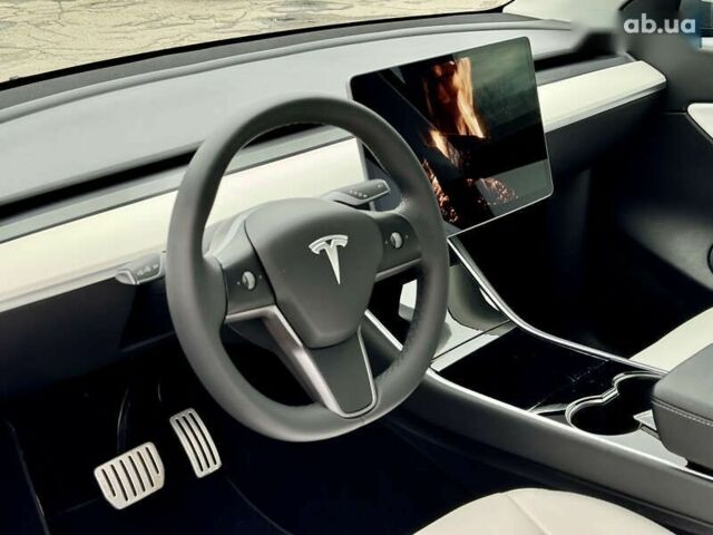 Тесла Model Y, объемом двигателя 0 л и пробегом 82 тыс. км за 24999 $, фото 28 на Automoto.ua