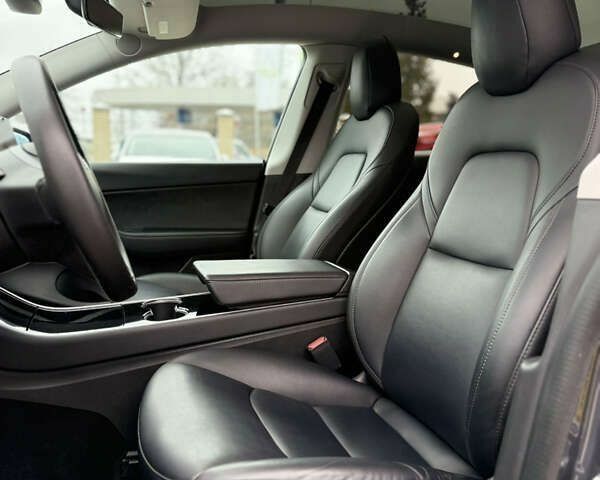 Тесла Model Y, объемом двигателя 0 л и пробегом 107 тыс. км за 23500 $, фото 25 на Automoto.ua