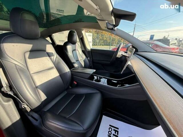 Тесла Model Y, объемом двигателя 0 л и пробегом 139 тыс. км за 18800 $, фото 15 на Automoto.ua