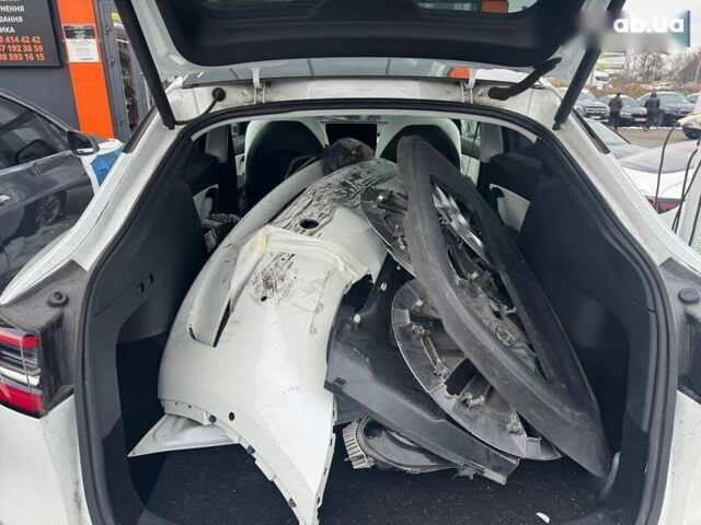 Тесла Model Y, об'ємом двигуна 0 л та пробігом 98 тис. км за 15000 $, фото 10 на Automoto.ua