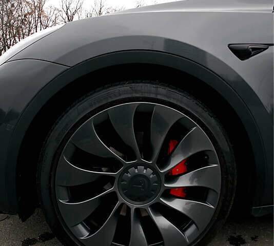 Тесла Model Y, объемом двигателя 0 л и пробегом 51 тыс. км за 29000 $, фото 4 на Automoto.ua