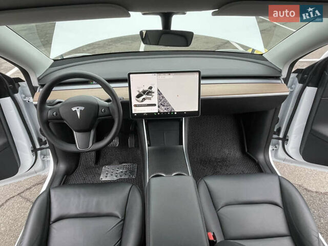 Тесла Model Y, объемом двигателя 0 л и пробегом 58 тыс. км за 28100 $, фото 19 на Automoto.ua