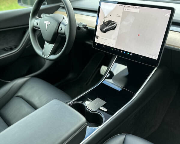 Тесла Model Y, объемом двигателя 0 л и пробегом 72 тыс. км за 22900 $, фото 16 на Automoto.ua