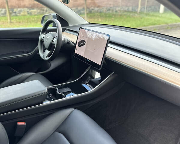 Тесла Model Y, объемом двигателя 0 л и пробегом 72 тыс. км за 22900 $, фото 14 на Automoto.ua