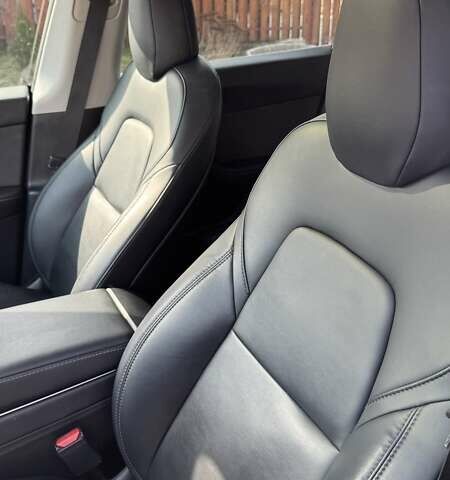 Тесла Model Y, объемом двигателя 0 л и пробегом 129 тыс. км за 26000 $, фото 12 на Automoto.ua