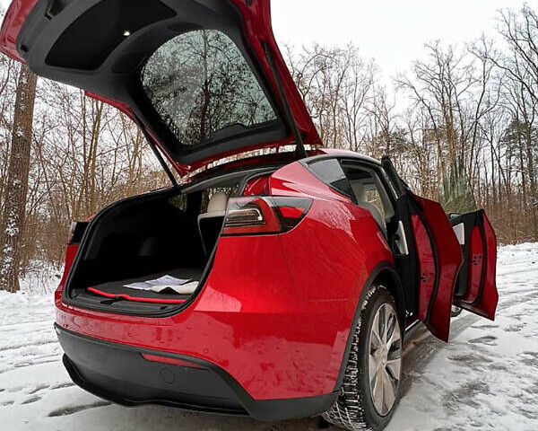 Тесла Model Y, объемом двигателя 0 л и пробегом 21 тыс. км за 42000 $, фото 6 на Automoto.ua