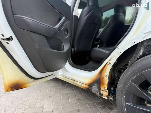 Тесла Model Y, об'ємом двигуна 0 л та пробігом 117 тис. км за 17800 $, фото 17 на Automoto.ua