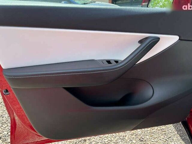 Тесла Model Y, объемом двигателя 0 л и пробегом 70 тыс. км за 26500 $, фото 7 на Automoto.ua