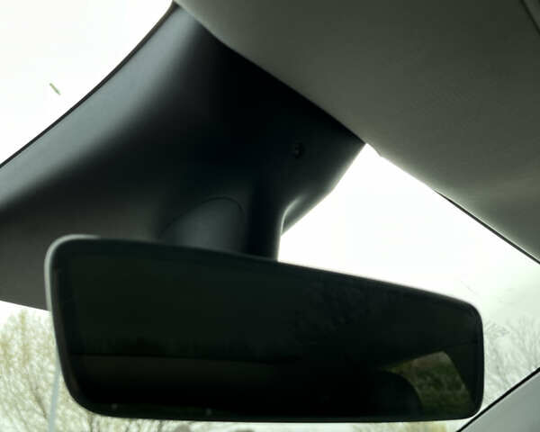 Тесла Model Y, объемом двигателя 0 л и пробегом 84 тыс. км за 28000 $, фото 21 на Automoto.ua