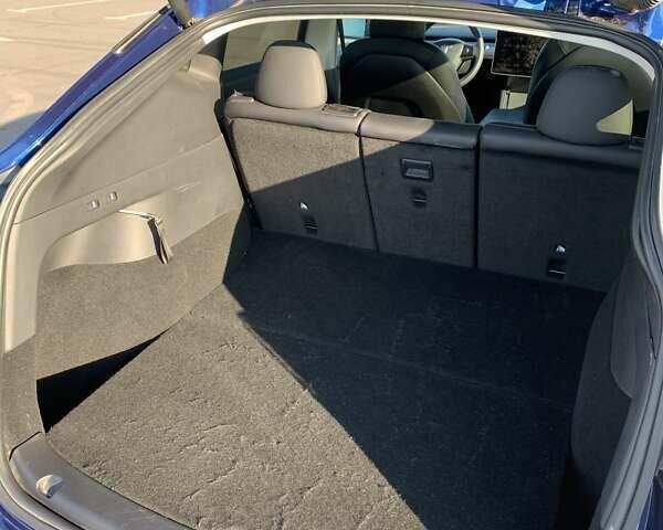 Тесла Model Y, объемом двигателя 0 л и пробегом 100 тыс. км за 22000 $, фото 9 на Automoto.ua