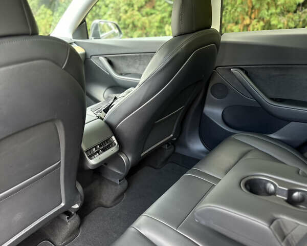 Тесла Model Y, объемом двигателя 0 л и пробегом 72 тыс. км за 22900 $, фото 32 на Automoto.ua