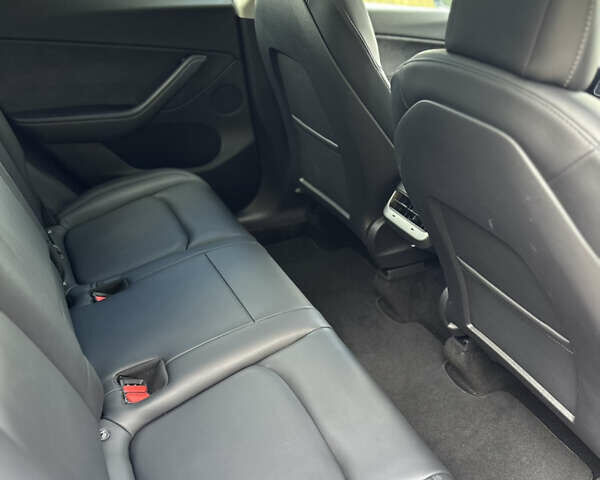 Тесла Model Y, объемом двигателя 0 л и пробегом 72 тыс. км за 22900 $, фото 18 на Automoto.ua