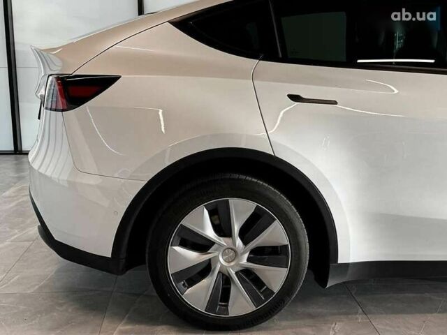 Тесла Model Y, объемом двигателя 0 л и пробегом 46 тыс. км за 22900 $, фото 10 на Automoto.ua