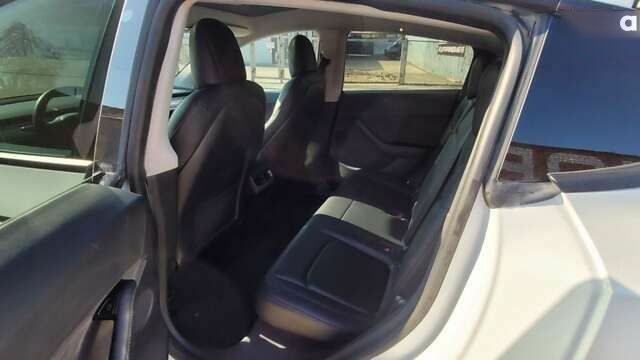 Тесла Model Y, объемом двигателя 0 л и пробегом 177 тыс. км за 22999 $, фото 9 на Automoto.ua